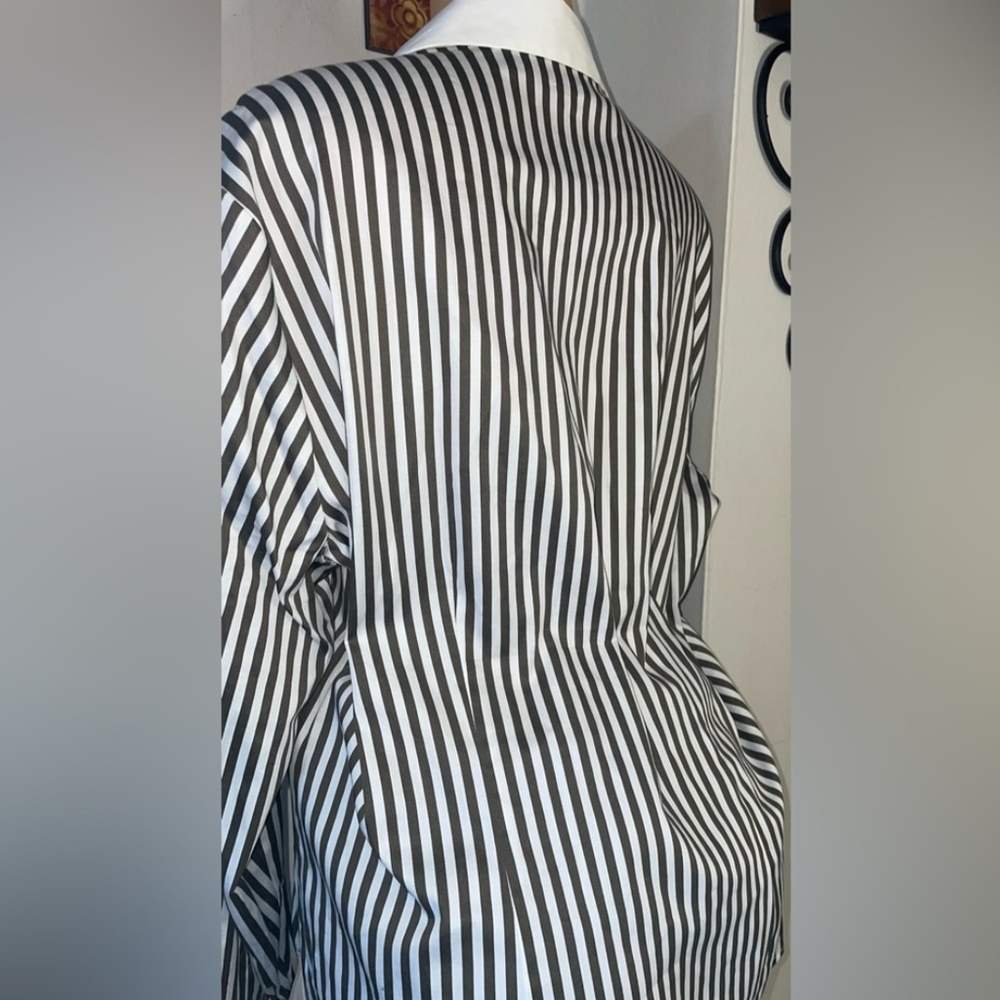 NWT NY & C Long Sleeve Front Closure Button Closing Size XXL - Picture 6 of 10